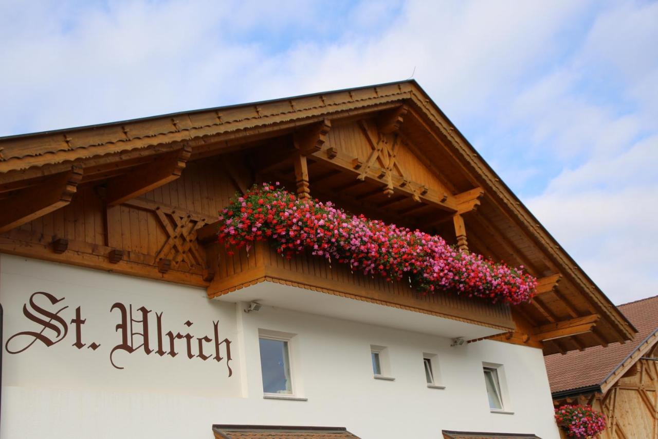 Gasthof St. Ulrich Meltina Esterno foto