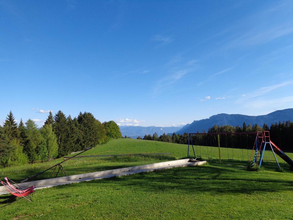 Gasthof St. Ulrich Meltina Esterno foto