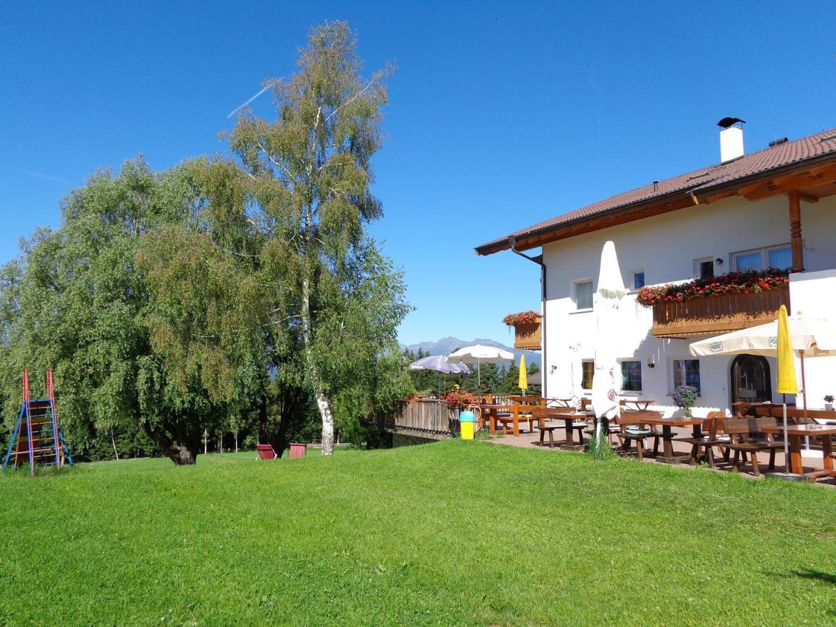 Gasthof St. Ulrich Meltina Esterno foto